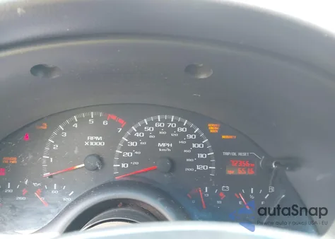 2000 Chevrolet Camaro from USA, damaged, VIN 2G1FP32K6Y2146931